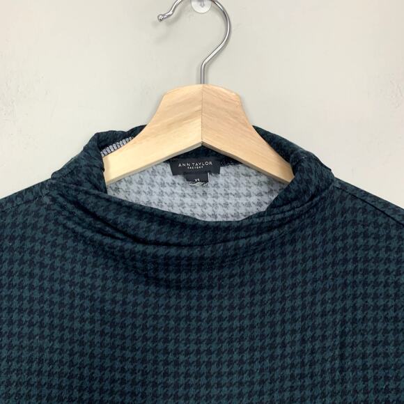 Ann Taylor Factory Houndstooth Turtleneck Green Black XS Extra Small - Picture 3 of 6
